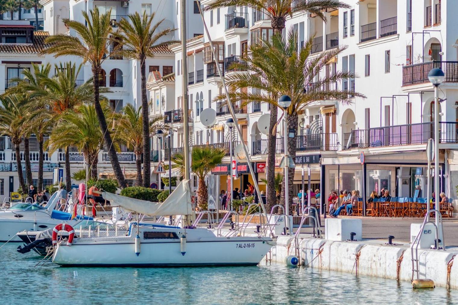 Doble Bed , Sun , Golf And Beach , Un Lugar Para Disfrutar Todas Las Familias Con Sus Hijos"Desayuno Incluido" San Luis de Sabinillas Exteriér fotografie